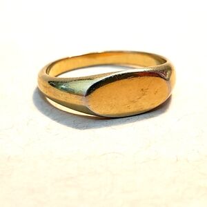 Golden Women's Signet Ring